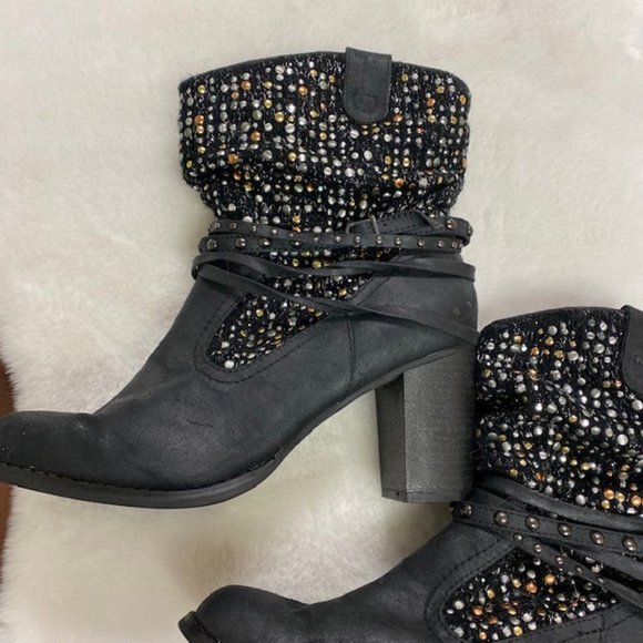 Not Rated Embellished Slouch Ankle Boots, size 10 - Picture 10 of 14